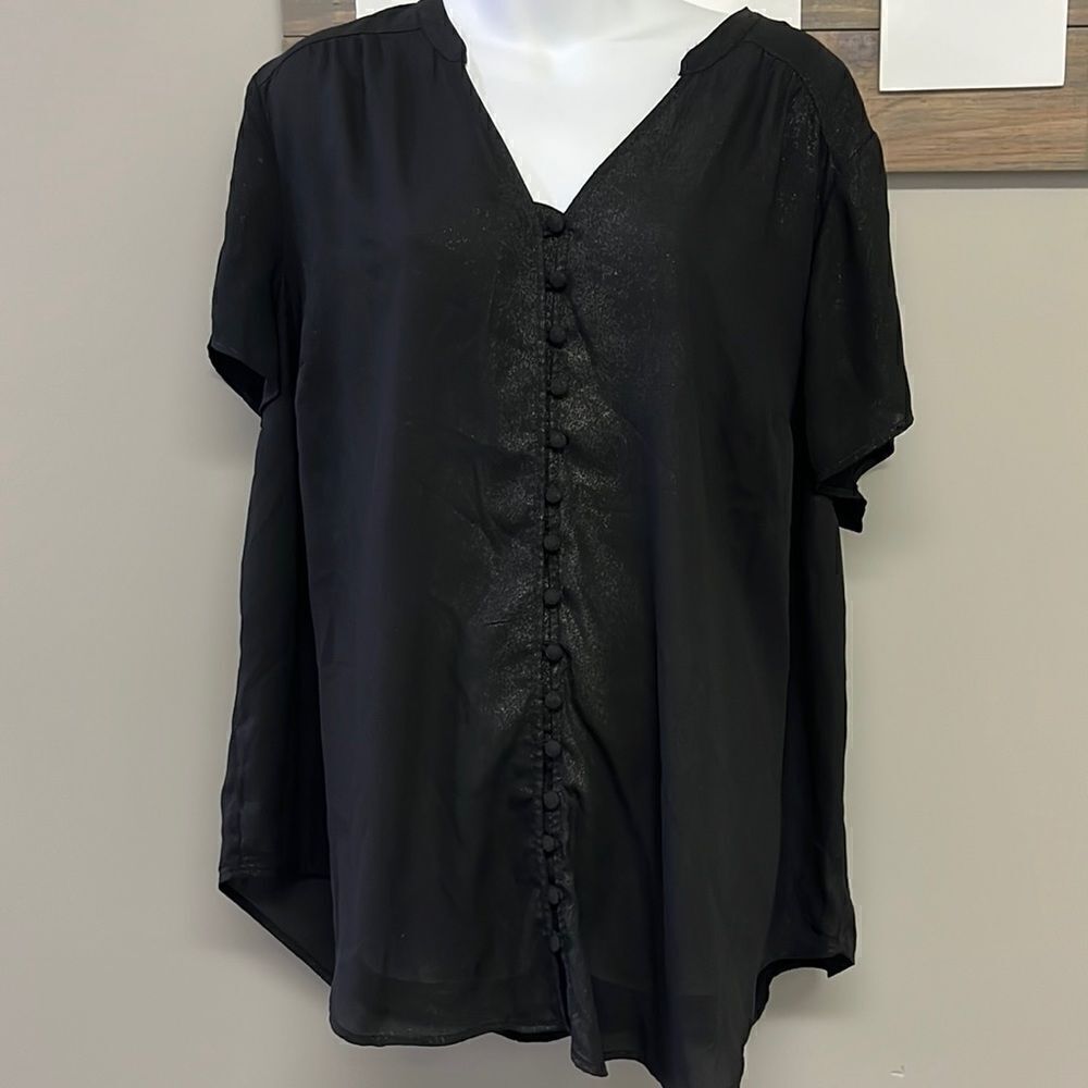 Torrid Black Glittered Short Sleeve Sheer Button Down V-Neck Blouse-Sz 2= 2X